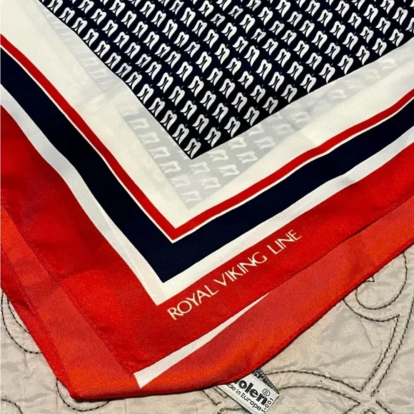 Vintage ROYAL VIKING LINE 1970s Scarf. Cruise ship transportation Collection - Picture 3 of 3